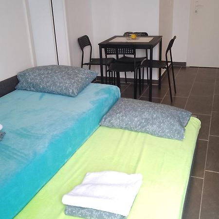 Abelia Sea View Apartment Πούλα Δωμάτιο φωτογραφία